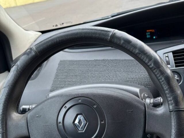 Серый Рено Сценик II, объемом двигателя 1.6 л и пробегом 250 тыс. км за 4600 $, фото 8 на Automoto.ua