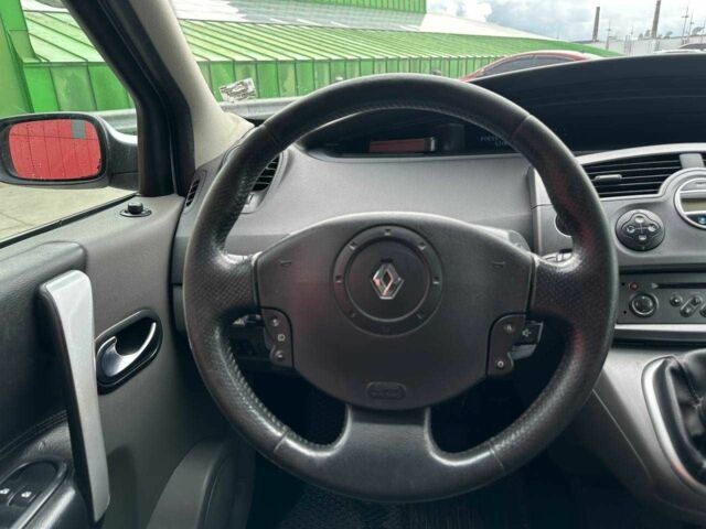 Сірий Рено Сценік II, об'ємом двигуна 0 л та пробігом 302 тис. км за 4990 $, фото 13 на Automoto.ua