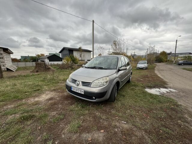 Рено Сценик II 2005 в Чернигове на Automoto.ua Серый Рено Сценик II, объемом двигателя 1.6 л и пробегом 190 тыс. км за 4900 $, фото 2 на Automoto.ua