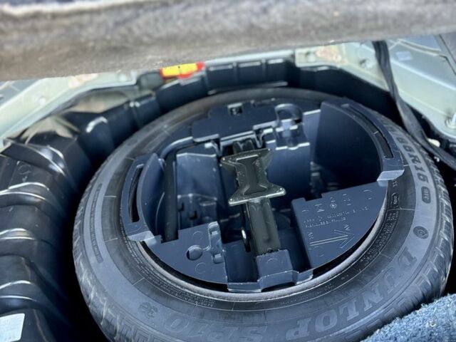 Серый Рено Сценик II, объемом двигателя 1.6 л и пробегом 230 тыс. км за 4750 $, фото 19 на Automoto.ua