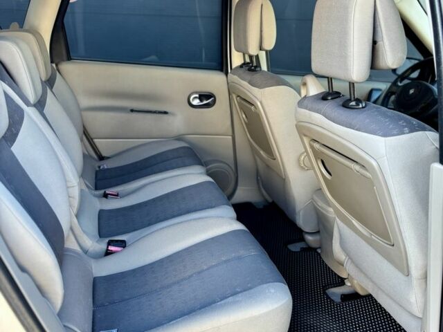 Серый Рено Сценик II, объемом двигателя 1.6 л и пробегом 230 тыс. км за 4750 $, фото 11 на Automoto.ua