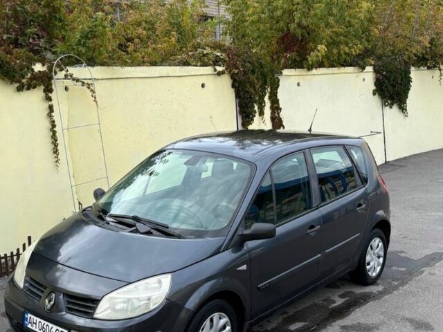 Серый Рено Сценик II, объемом двигателя 1.6 л и пробегом 250 тыс. км за 4600 $, фото 1 на Automoto.ua