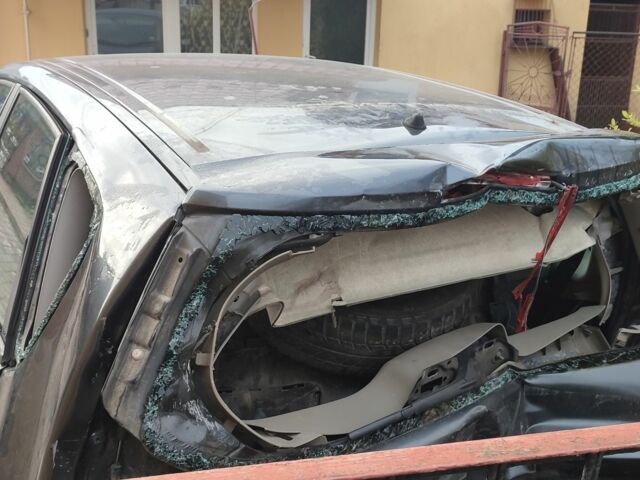 Серый Рено Сценик II, объемом двигателя 2 л и пробегом 418 тыс. км за 1600 $, фото 2 на Automoto.ua