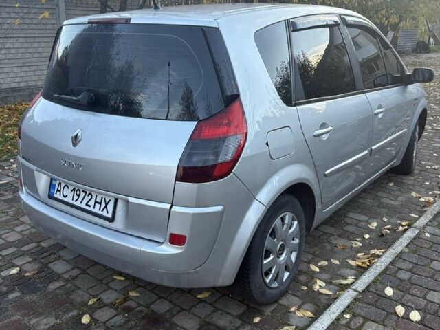 Серый Рено Сценик II, объемом двигателя 1.5 л и пробегом 288 тыс. км за 4800 $, фото 5 на Automoto.ua