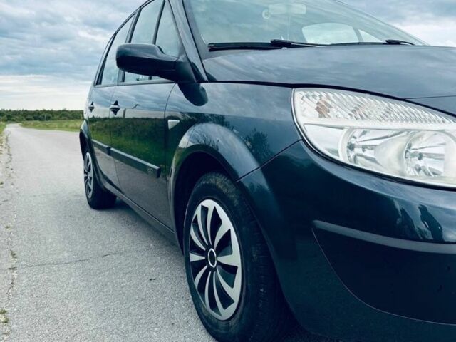 Серый Рено Сценик II, объемом двигателя 1.5 л и пробегом 211 тыс. км за 4600 $, фото 5 на Automoto.ua