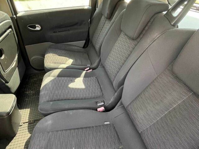 Рено Сценик II 2006 в Днепре (Днепропетровске) на Automoto.ua Серый Рено Сценик II, объемом двигателя 1.6 л и пробегом 221 тыс. км за 5300 $, фото 9 на Automoto.ua