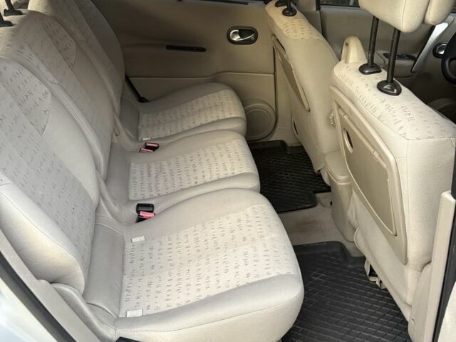 Серый Рено Сценик II, объемом двигателя 1.5 л и пробегом 288 тыс. км за 4800 $, фото 8 на Automoto.ua