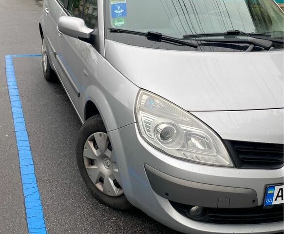 Сірий Рено Сценік II, об'ємом двигуна 1.6 л та пробігом 101 тис. км за 6700 $, фото 1 на Automoto.ua