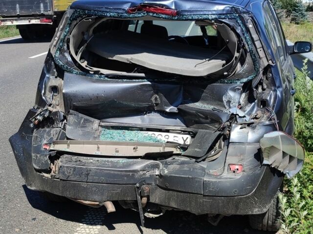 Серый Рено Сценик II, объемом двигателя 2 л и пробегом 418 тыс. км за 1600 $, фото 7 на Automoto.ua