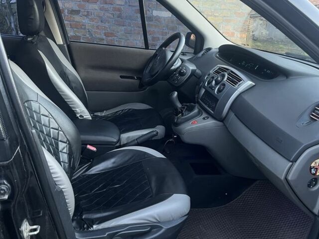 Серый Рено Сценик II, объемом двигателя 1.5 л и пробегом 320 тыс. км за 5000 $, фото 6 на Automoto.ua