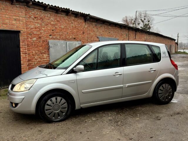 Серый Рено Сценик II, объемом двигателя 1.6 л и пробегом 195 тыс. км за 4999 $, фото 4 на Automoto.ua