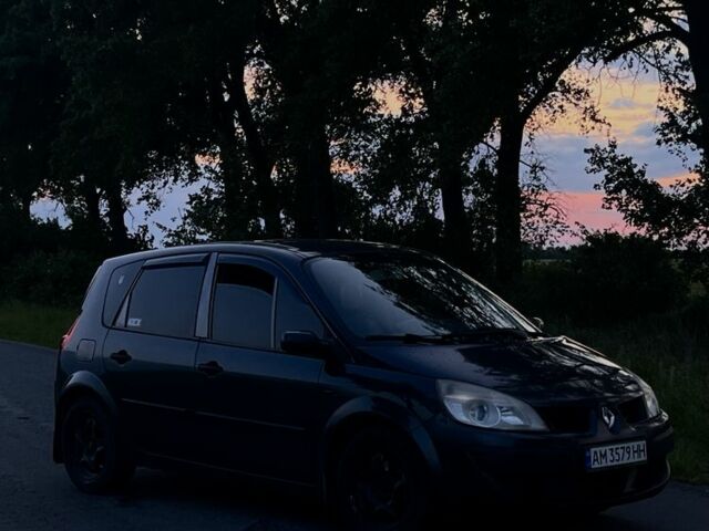 Серый Рено Сценик II, объемом двигателя 1.5 л и пробегом 320 тыс. км за 5000 $, фото 3 на Automoto.ua