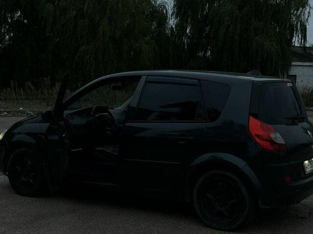 Серый Рено Сценик II, объемом двигателя 1.5 л и пробегом 320 тыс. км за 5000 $, фото 1 на Automoto.ua