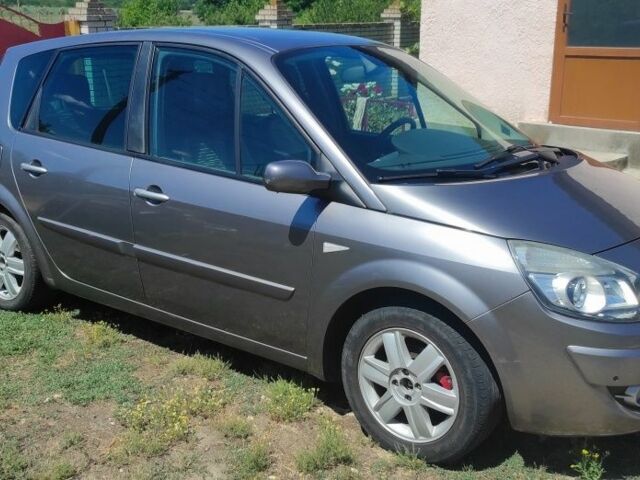 Серый Рено Сценик II, объемом двигателя 1.6 л и пробегом 202 тыс. км за 5000 $, фото 2 на Automoto.ua