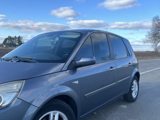 Серый Рено Сценик II, объемом двигателя 1.5 л и пробегом 290 тыс. км за 5100 $, фото 1 на Automoto.ua