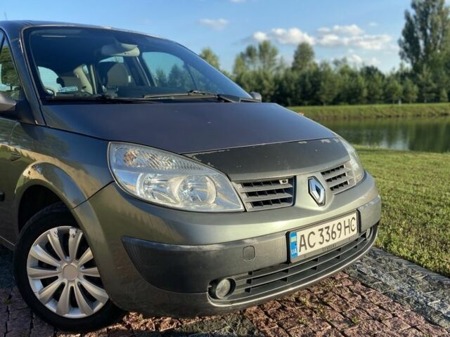 Сірий Рено Сценік II, об'ємом двигуна 1.5 л та пробігом 295 тис. км за 2750 $, фото 2 на Automoto.ua