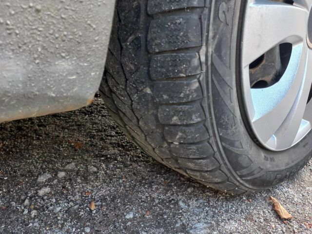 Серый Рено Сценик II, объемом двигателя 1.9 л и пробегом 295 тыс. км за 2700 $, фото 6 на Automoto.ua