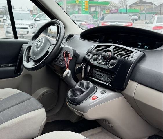 Сірий Рено Сценік II, об'ємом двигуна 1.6 л та пробігом 248 тис. км за 4999 $, фото 18 на Automoto.ua