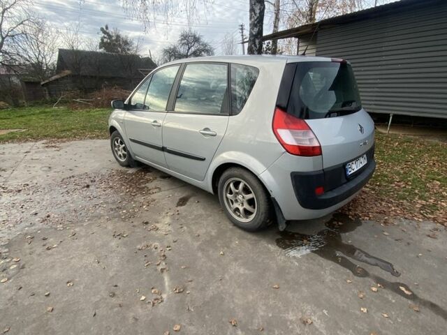 Серый Рено Сценик II, объемом двигателя 0 л и пробегом 140 тыс. км за 3200 $, фото 4 на Automoto.ua