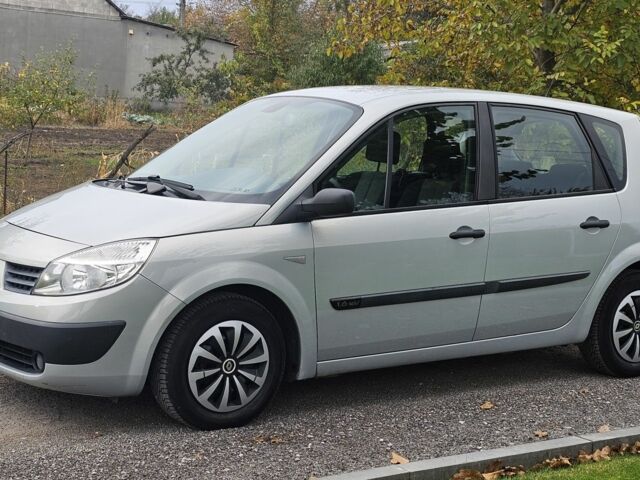 Серый Рено Сценик II, объемом двигателя 1.6 л и пробегом 225 тыс. км за 4650 $, фото 4 на Automoto.ua