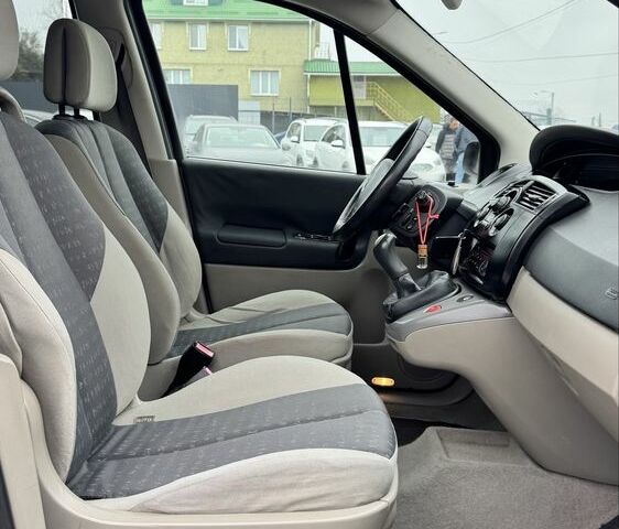 Сірий Рено Сценік II, об'ємом двигуна 1.6 л та пробігом 248 тис. км за 4999 $, фото 17 на Automoto.ua