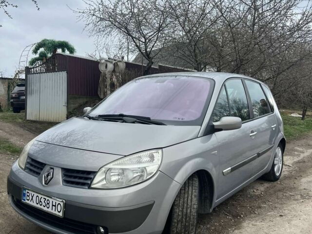 Серый Рено Сценик II, объемом двигателя 1.6 л и пробегом 173 тыс. км за 4800 $, фото 7 на Automoto.ua