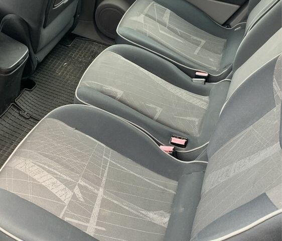 Серый Рено Сценик II, объемом двигателя 1.5 л и пробегом 300 тыс. км за 3300 $, фото 8 на Automoto.ua