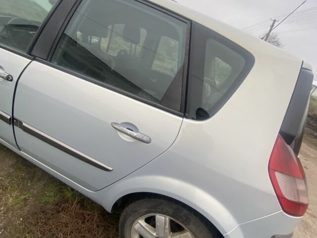 Сірий Рено Сценік II, об'ємом двигуна 1.9 л та пробігом 323 тис. км за 2999 $, фото 5 на Automoto.ua