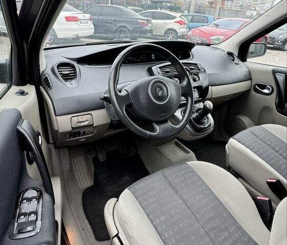 Сірий Рено Сценік II, об'ємом двигуна 1.6 л та пробігом 248 тис. км за 4999 $, фото 10 на Automoto.ua