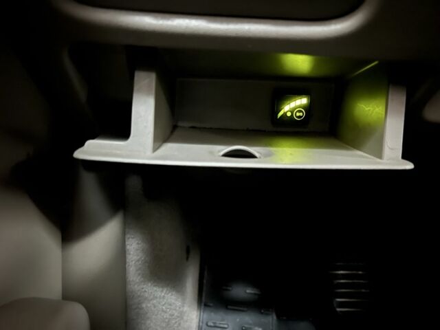 Серый Рено Сценик II, объемом двигателя 1.6 л и пробегом 183 тыс. км за 5200 $, фото 15 на Automoto.ua