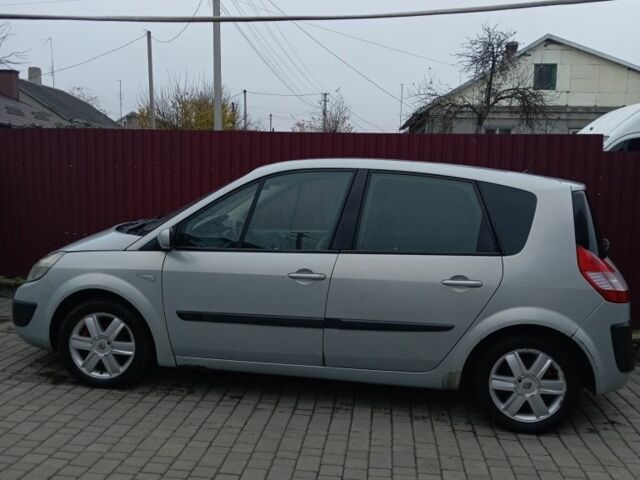 Серый Рено Сценик II, объемом двигателя 1.5 л и пробегом 375 тыс. км за 3450 $, фото 1 на Automoto.ua