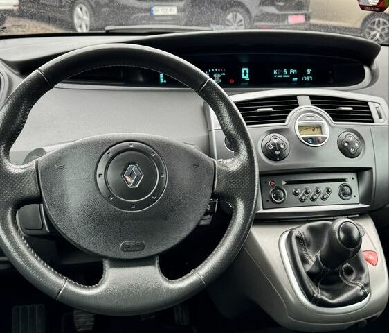 Сірий Рено Сценік II, об'ємом двигуна 1.6 л та пробігом 122 тис. км за 5400 $, фото 15 на Automoto.ua