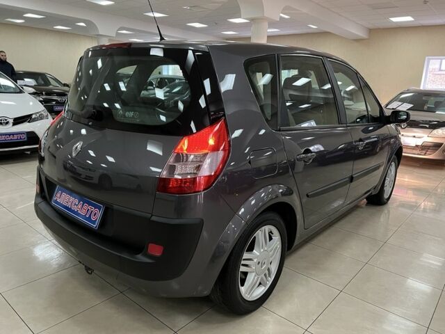 Серый Рено Сценик II, объемом двигателя 1.6 л и пробегом 183 тыс. км за 5200 $, фото 4 на Automoto.ua