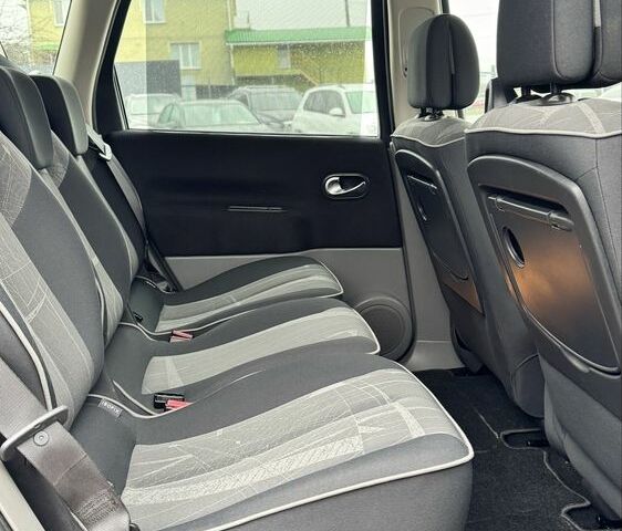 Сірий Рено Сценік II, об'ємом двигуна 1.6 л та пробігом 122 тис. км за 5400 $, фото 16 на Automoto.ua