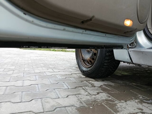 Рено Сценік II 2004 у Черкасах на Automoto.ua Сірий Рено Сценік II, об'ємом двигуна 1.5 л та пробігом 353 тис. км за 2800 $, фото 10 на Automoto.ua