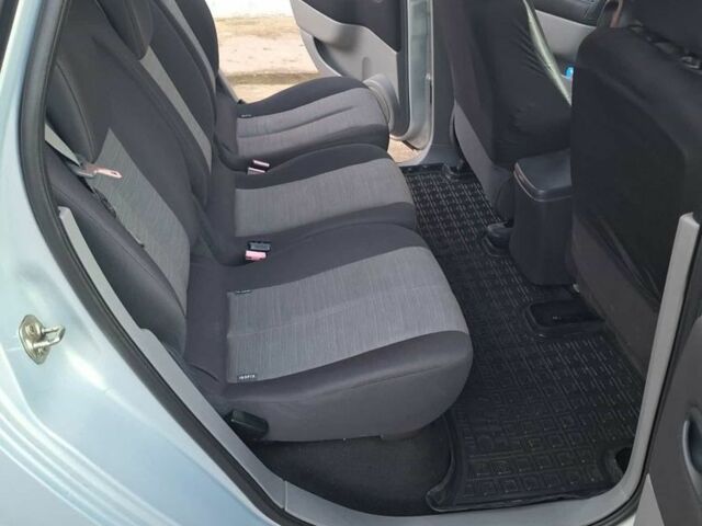 Серый Рено Сценик II, объемом двигателя 1.6 л и пробегом 112 тыс. км за 4500 $, фото 7 на Automoto.ua