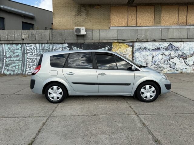 Сірий Рено Сценік II, об'ємом двигуна 1.6 л та пробігом 220 тис. км за 4550 $, фото 8 на Automoto.ua