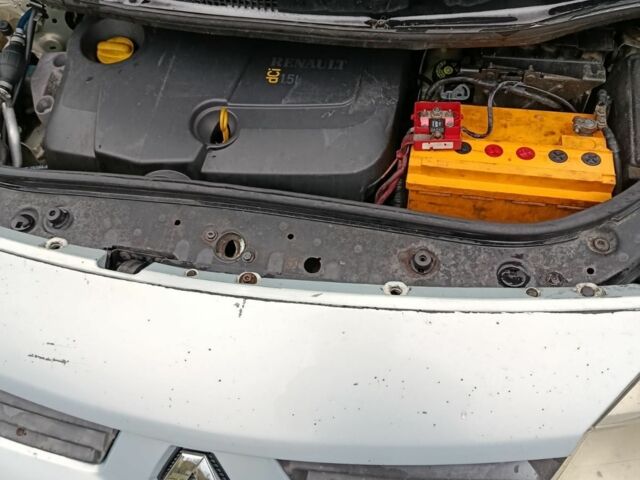 Рено Сценік II 2004 у Черкасах на Automoto.ua Сірий Рено Сценік II, об'ємом двигуна 1.5 л та пробігом 353 тис. км за 2800 $, фото 7 на Automoto.ua