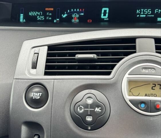 Сірий Рено Сценік II, об'ємом двигуна 1.6 л та пробігом 122 тис. км за 5400 $, фото 12 на Automoto.ua