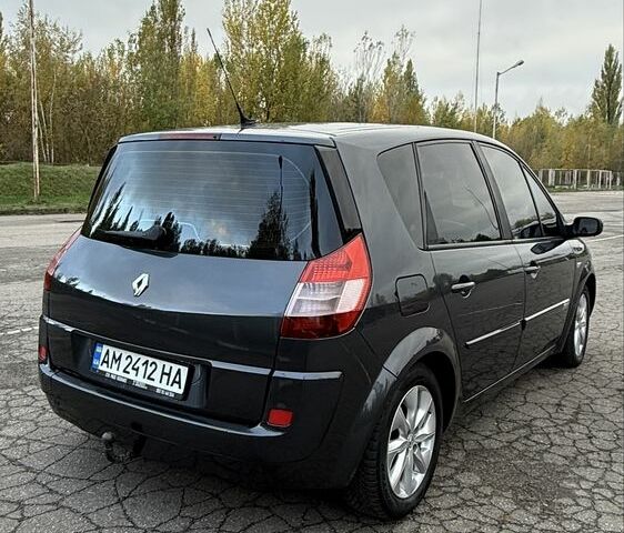 Рено Сценик II 2004 в Бердичеве на Automoto.ua Серый Рено Сценик II, объемом двигателя 1.6 л и пробегом 275 тыс. км за 3550 $, фото 7 на Automoto.ua