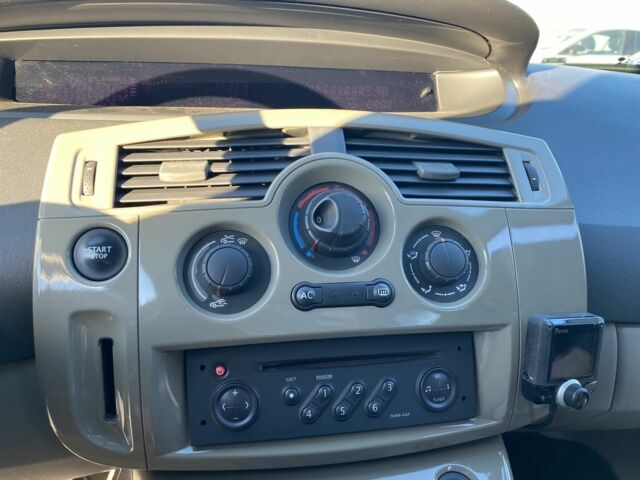 Серый Рено Сценик II, объемом двигателя 0 л и пробегом 89 тыс. км за 5300 $, фото 6 на Automoto.ua