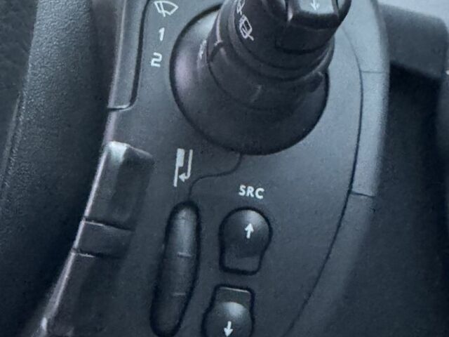 Серый Рено Сценик II, объемом двигателя 2 л и пробегом 250 тыс. км за 4500 $, фото 6 на Automoto.ua