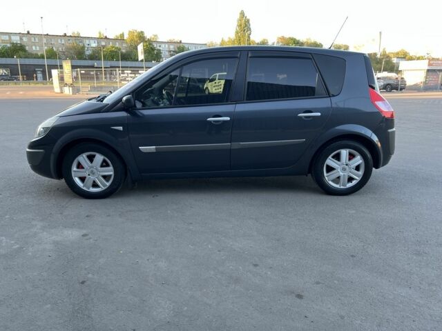 Серый Рено Сценик II, объемом двигателя 1.6 л и пробегом 225 тыс. км за 5700 $, фото 13 на Automoto.ua