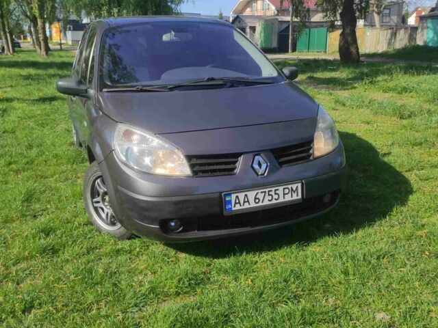 Рено Сценік II 2005 у Києві на Automoto.ua Сірий Рено Сценік II, об'ємом двигуна 1.6 л та пробігом 165 тис. км за 4650 $, фото 2 на Automoto.ua
