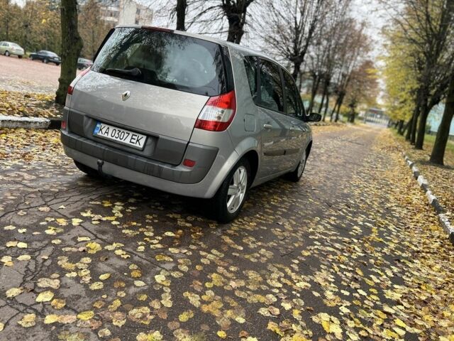 Рено Сценік II 2005 у Житомирі на Automoto.ua Сірий Рено Сценік II, об'ємом двигуна 1.9 л та пробігом 270 тис. км за 4300 $, фото 15 на Automoto.ua