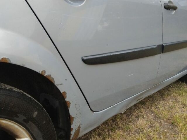 Серый Рено Сценик II, объемом двигателя 1.6 л и пробегом 180 тыс. км за 3500 $, фото 12 на Automoto.ua