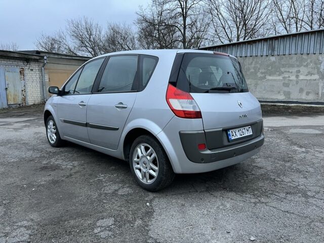Серый Рено Сценик II, объемом двигателя 1.6 л и пробегом 189 тыс. км за 5350 $, фото 4 на Automoto.ua