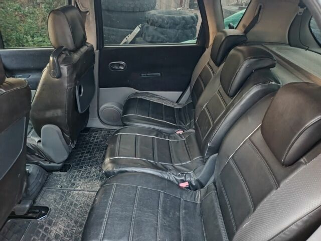 Серый Рено Сценик II, объемом двигателя 1.9 л и пробегом 290 тыс. км за 1700 $, фото 5 на Automoto.ua