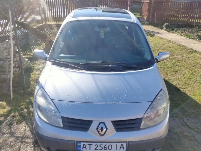 Серый Рено Сценик II, объемом двигателя 2 л и пробегом 215 тыс. км за 5950 $, фото 3 на Automoto.ua