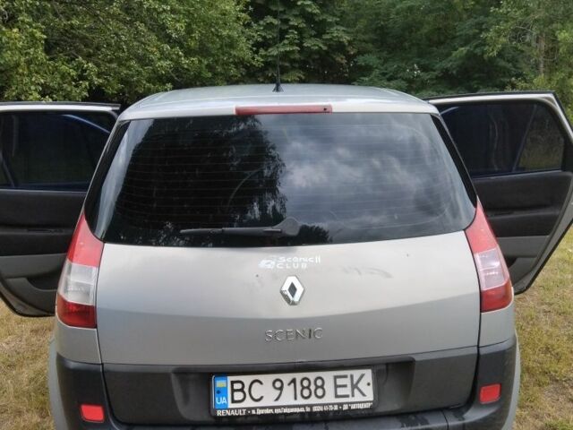 Серый Рено Сценик II, объемом двигателя 1.6 л и пробегом 180 тыс. км за 3500 $, фото 1 на Automoto.ua